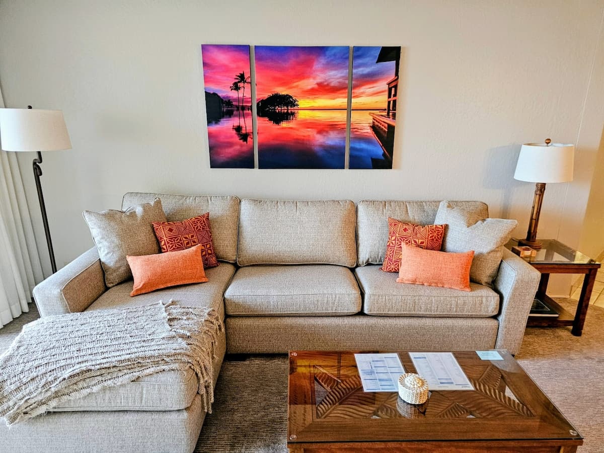 Condo in Lahaina · ★4.98 · 1 bedroom · 2 beds · 1 private bath - Photo 2