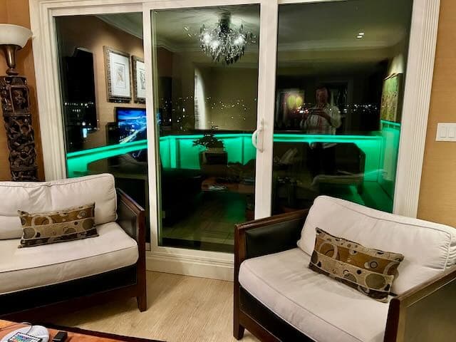 Penthouse with Two Decks, McIntosh Sound & Views - Photo 5