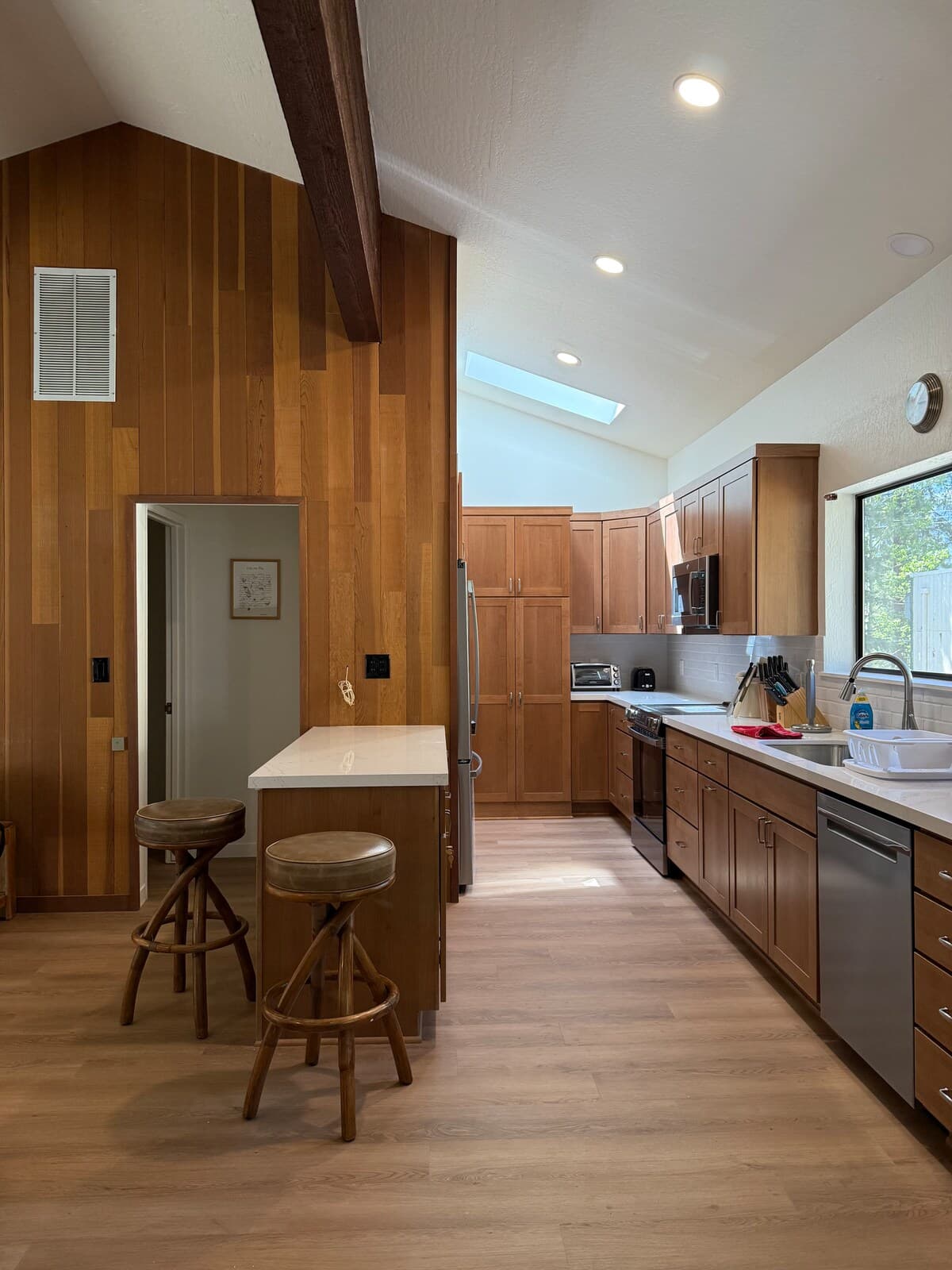 Condo in Incline Village · ★4.33 · 3 bedrooms · 4 beds · 2.5 private baths - Photo 5