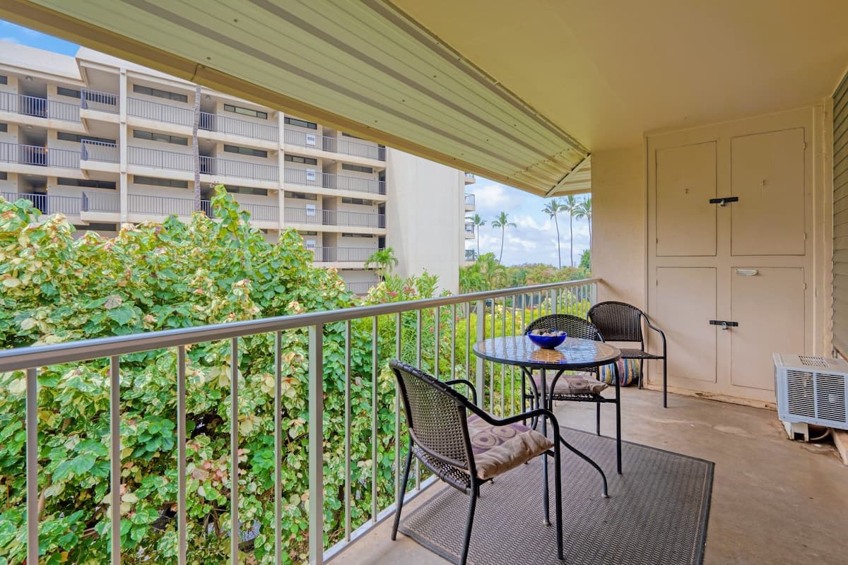 Condo in Kihei · ★4.95 · 1 bedroom · 1 bed · 1 private bath - Photo 5