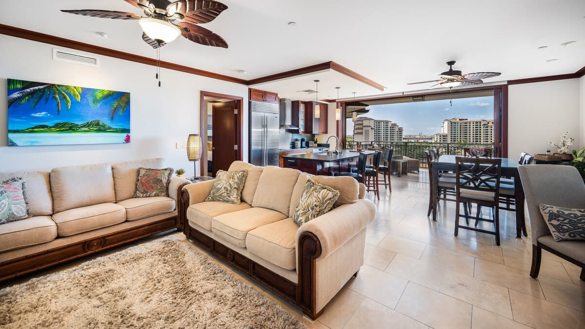 Condo in Kapolei · ★5.0 · 3 bedrooms · 5 beds · 3 private baths - Photo 2
