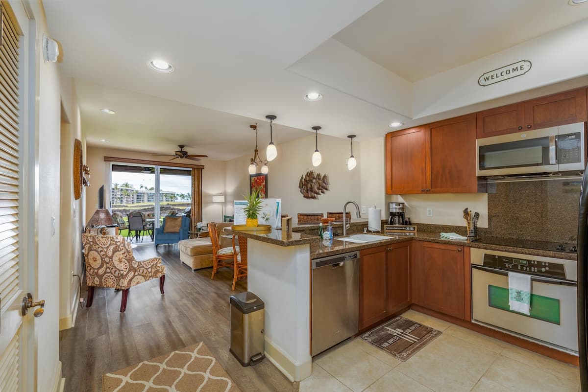 Condo in Waikoloa Village · ★4.97 · 2 bedrooms · 3 beds · 2 baths - Photo 3