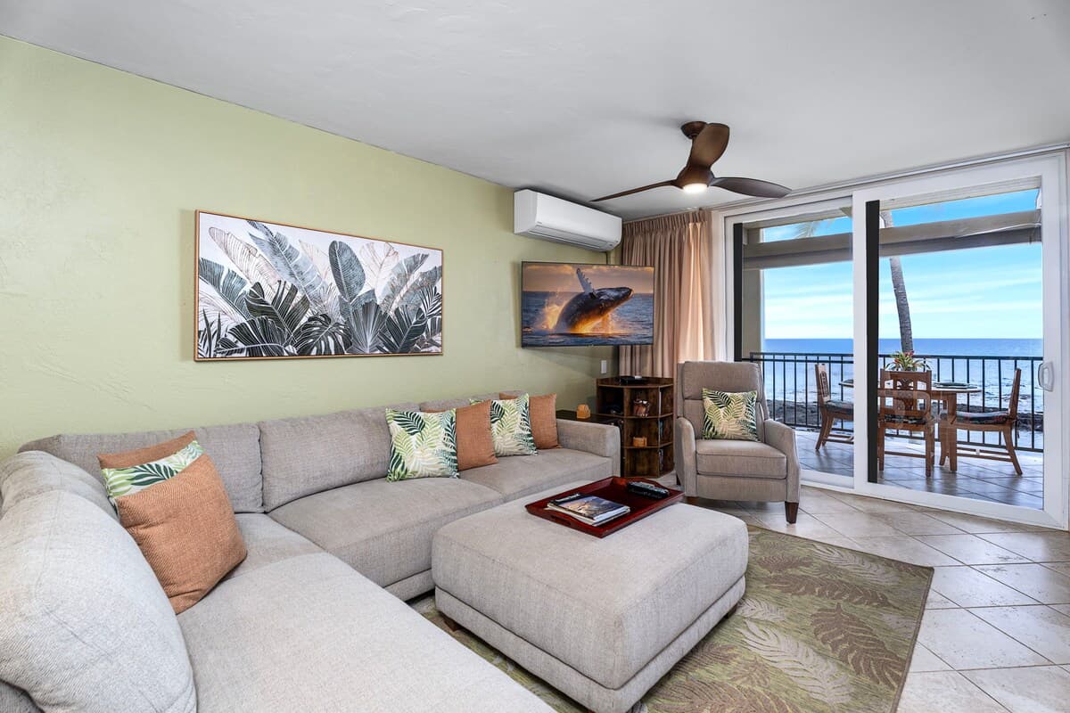 Condo in Kailua-Kona · ★4.93 · 2 bedrooms · 2 beds · 2 baths - Photo 2