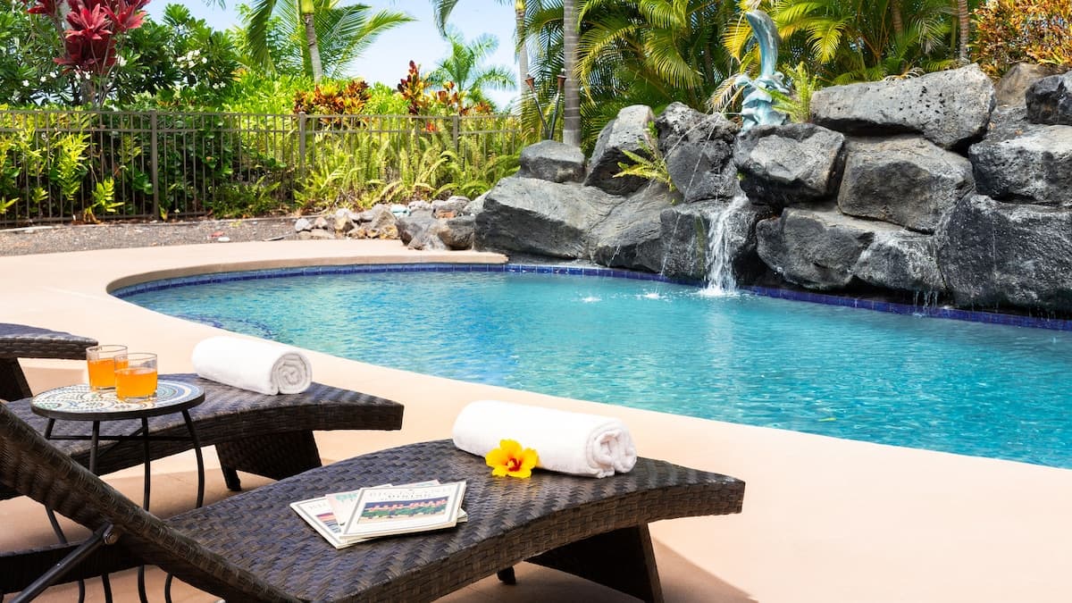 Home in Kailua-Kona · ★4.99 · 3 bedrooms · 4 beds · 2 baths - Photo 1