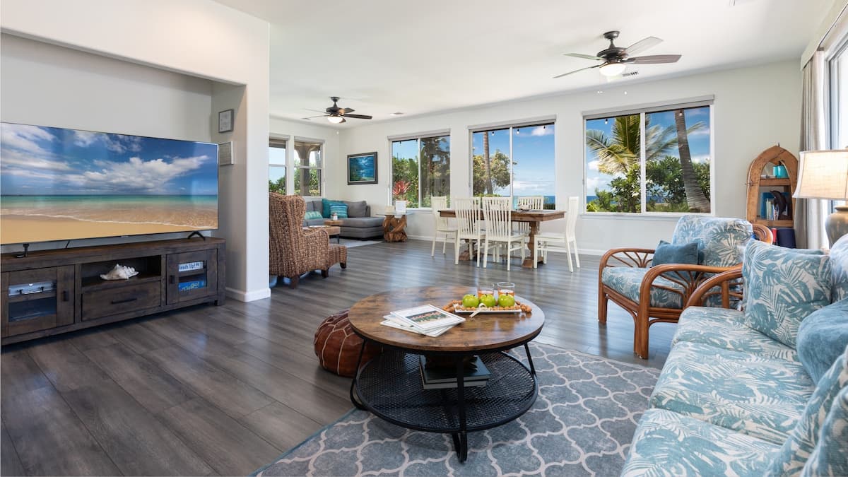 Home in Kailua-Kona · ★4.99 · 3 bedrooms · 4 beds · 2 baths - Photo 3