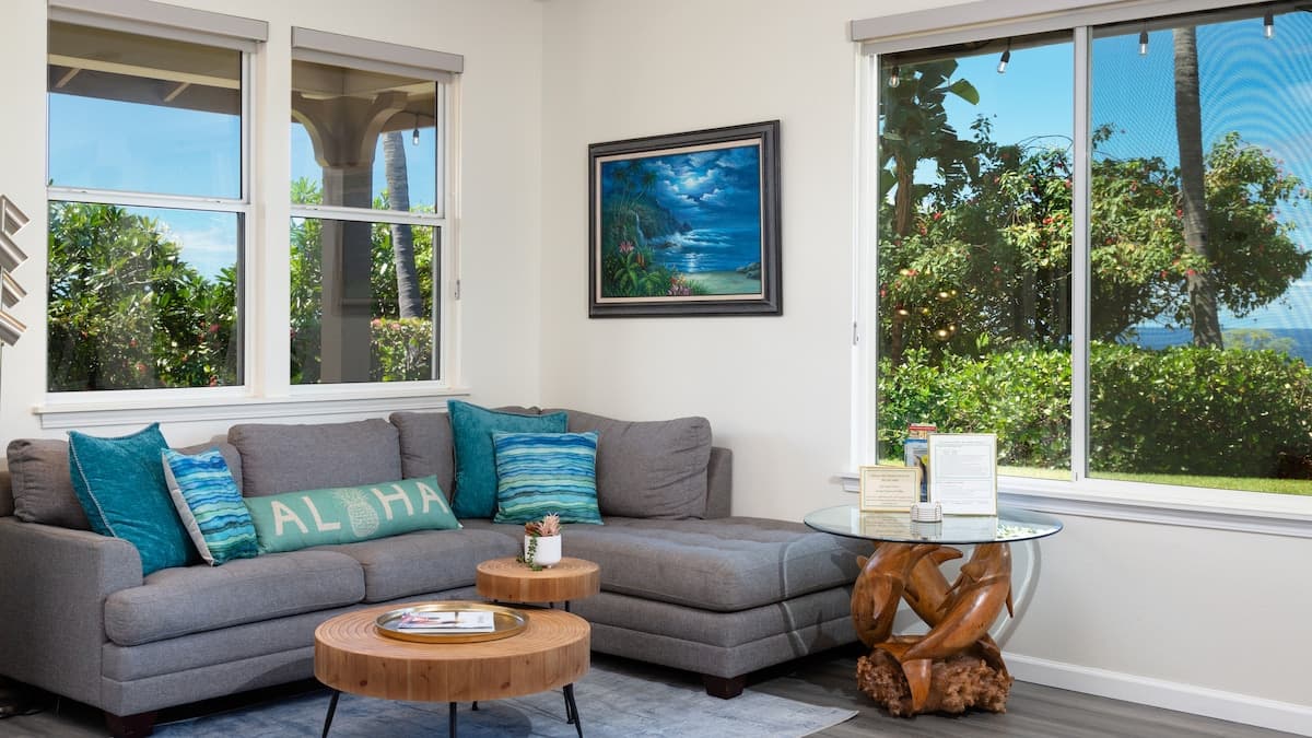 Home in Kailua-Kona · ★4.99 · 3 bedrooms · 4 beds · 2 baths - Photo 5