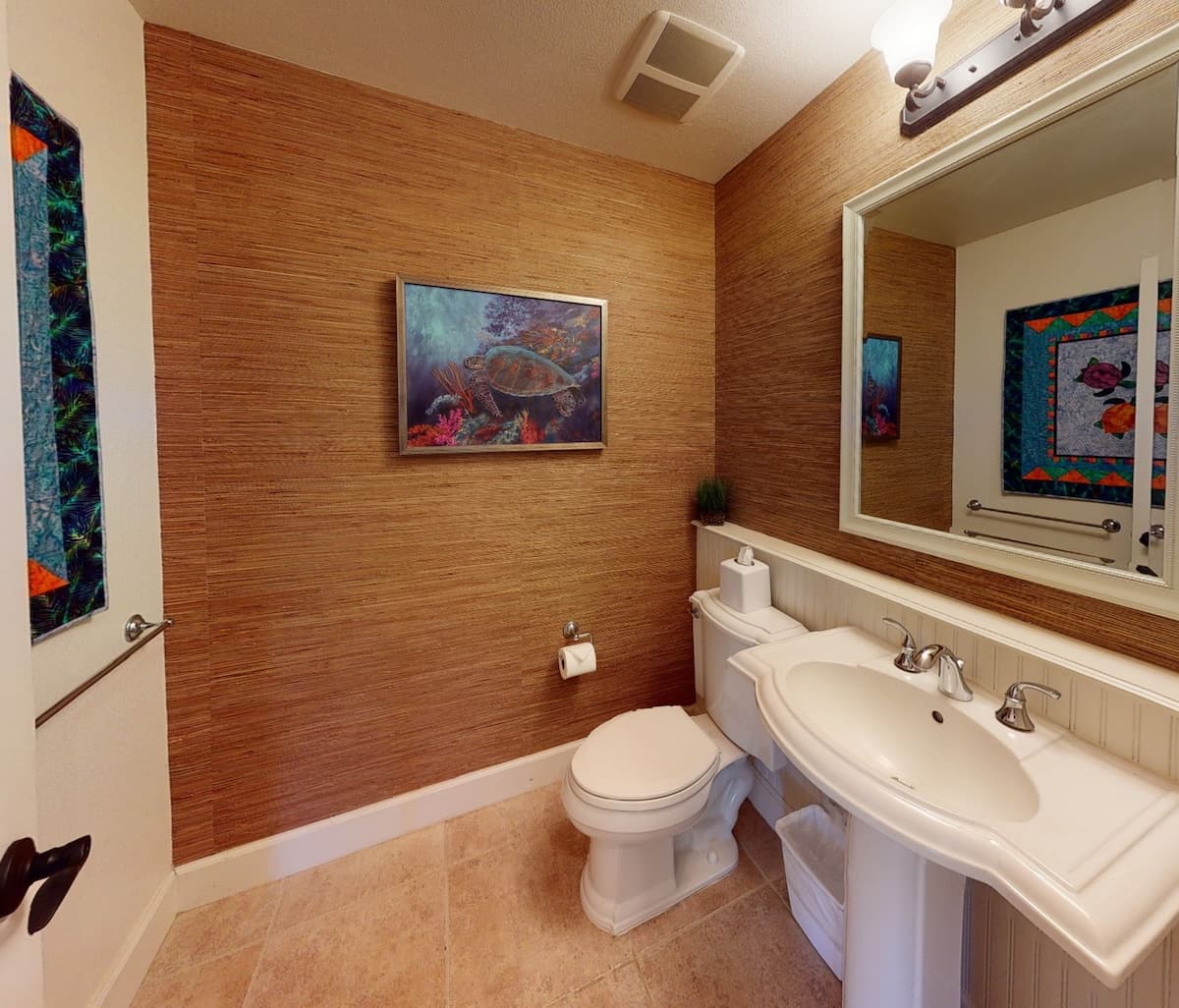 Townhouse in Waimea · ★4.96 · 3 bedrooms · 5 beds · 2.5 private baths - Photo 4
