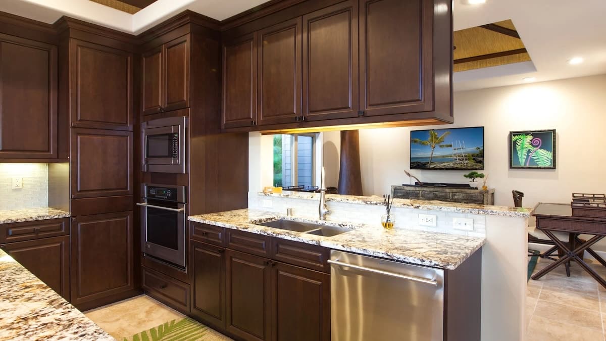 Home in Waimea · ★4.75 · 4 bedrooms · 7 beds · 4.5 baths - Photo 2