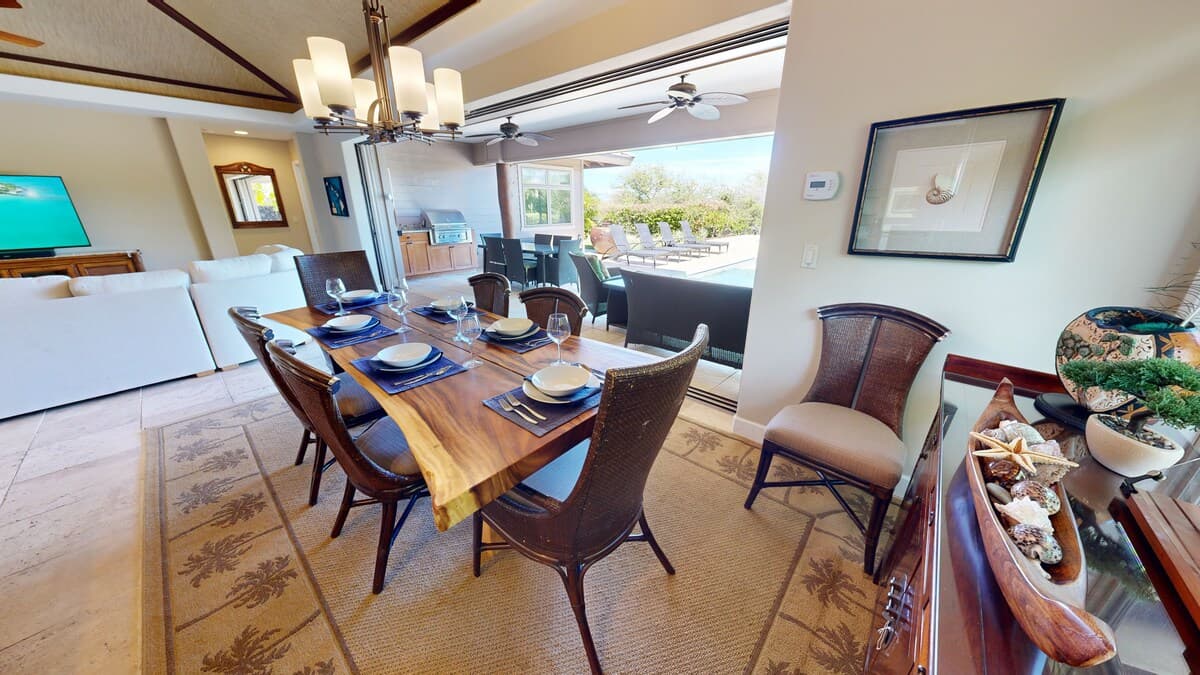 Home in Waimea · ★4.75 · 4 bedrooms · 7 beds · 4.5 baths - Photo 4