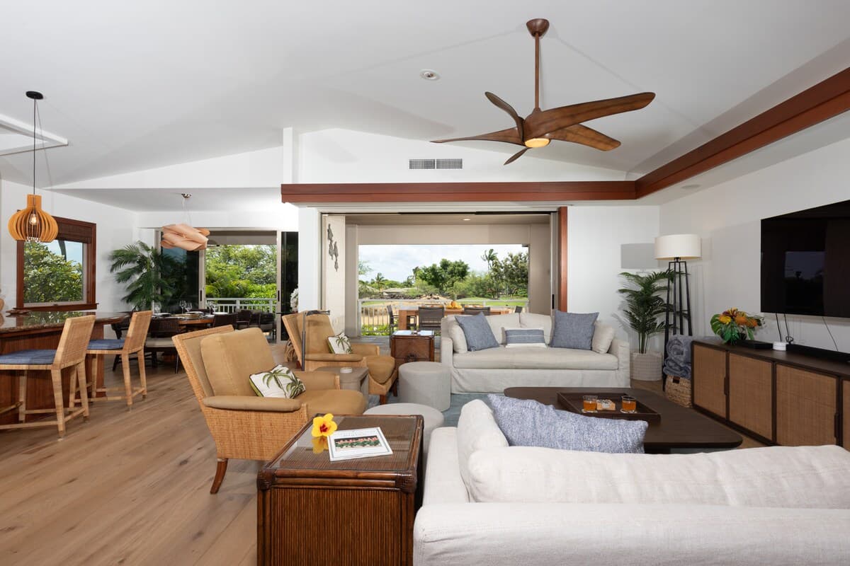 Home in Waimea · ★4.71 · 3 bedrooms · 4 beds · 3.5 baths - Photo 2