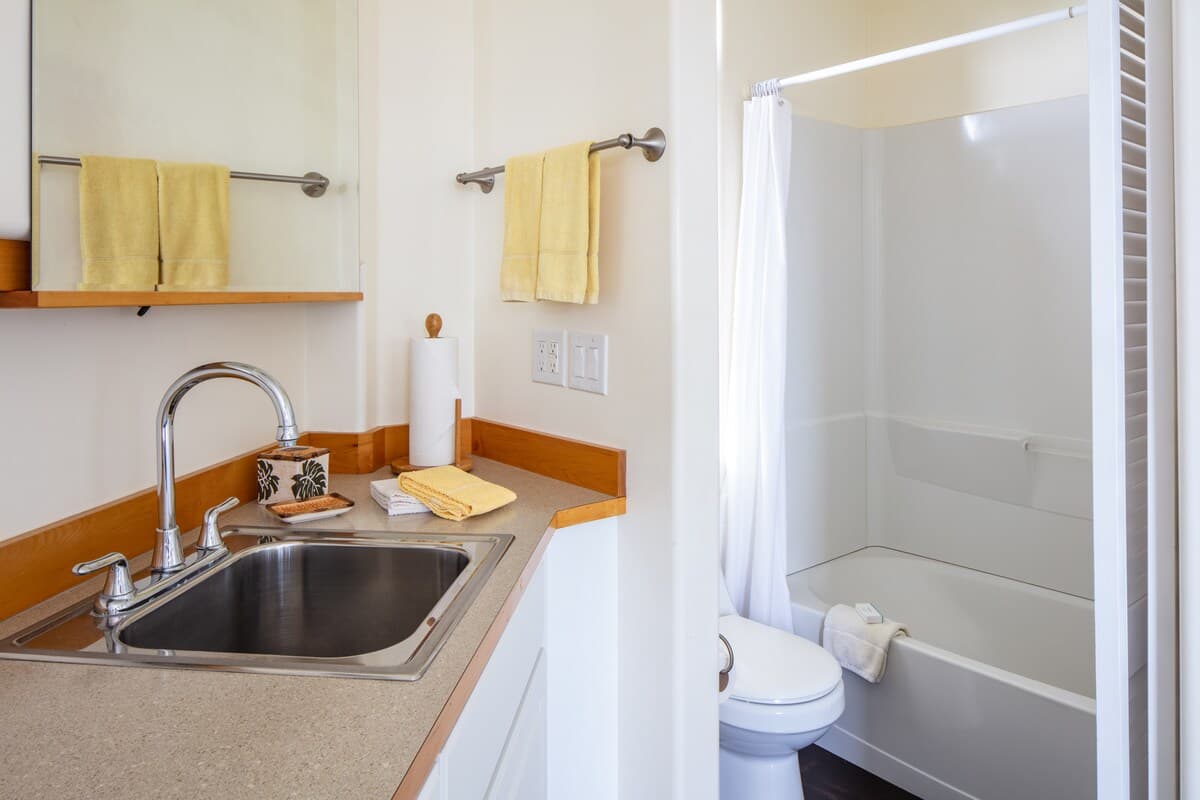 Place to stay in Kailua-Kona · ★4.96 · 1 bed · 1 private bath - Photo 4