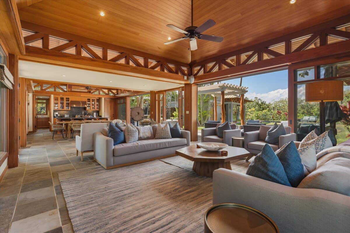 Home in Waimea · ★4.95 · 3 bedrooms · 4 beds · 3.5 baths - Photo 3