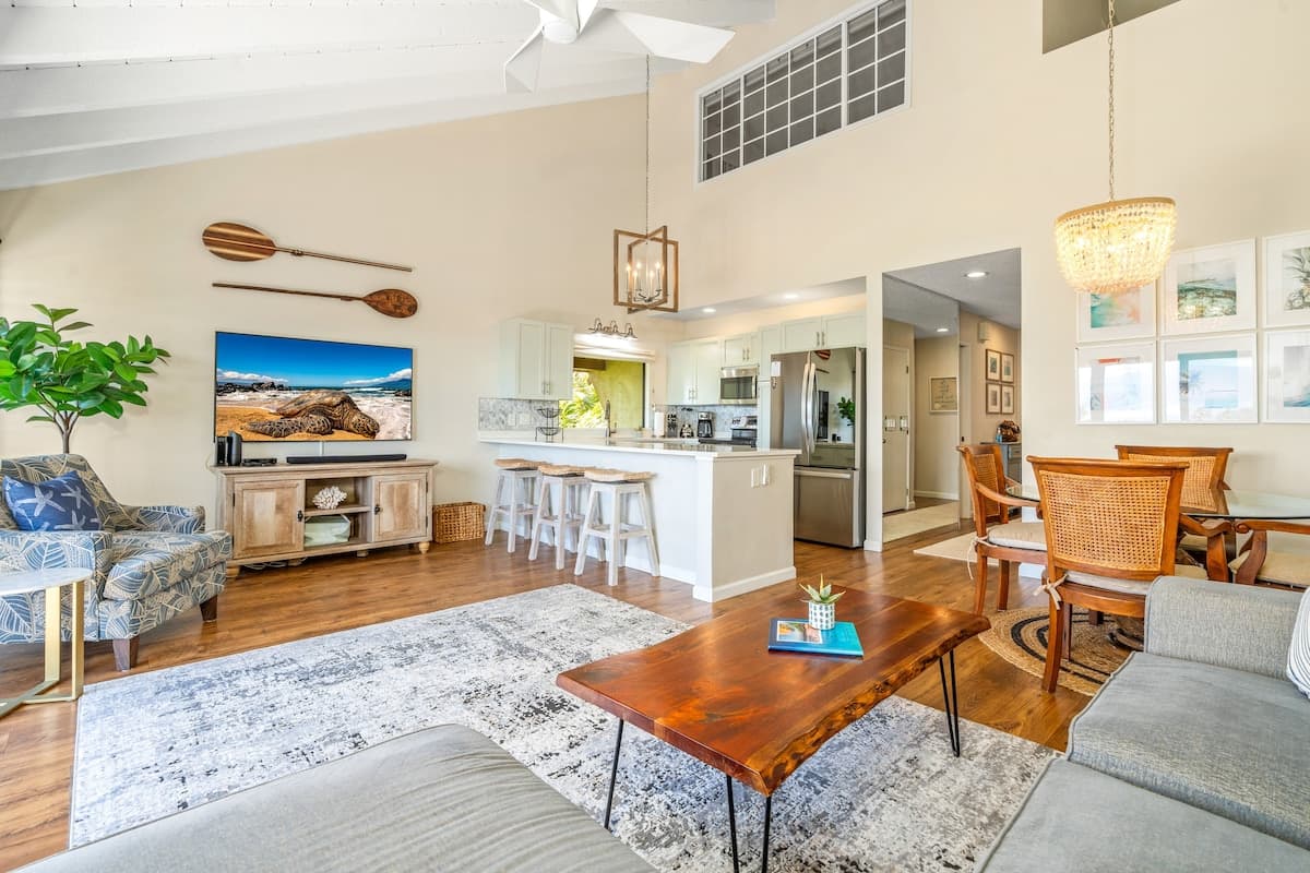 Condo in Kihei · ★4.94 · 2 bedrooms · 3 beds · 2 shared baths - Photo 1