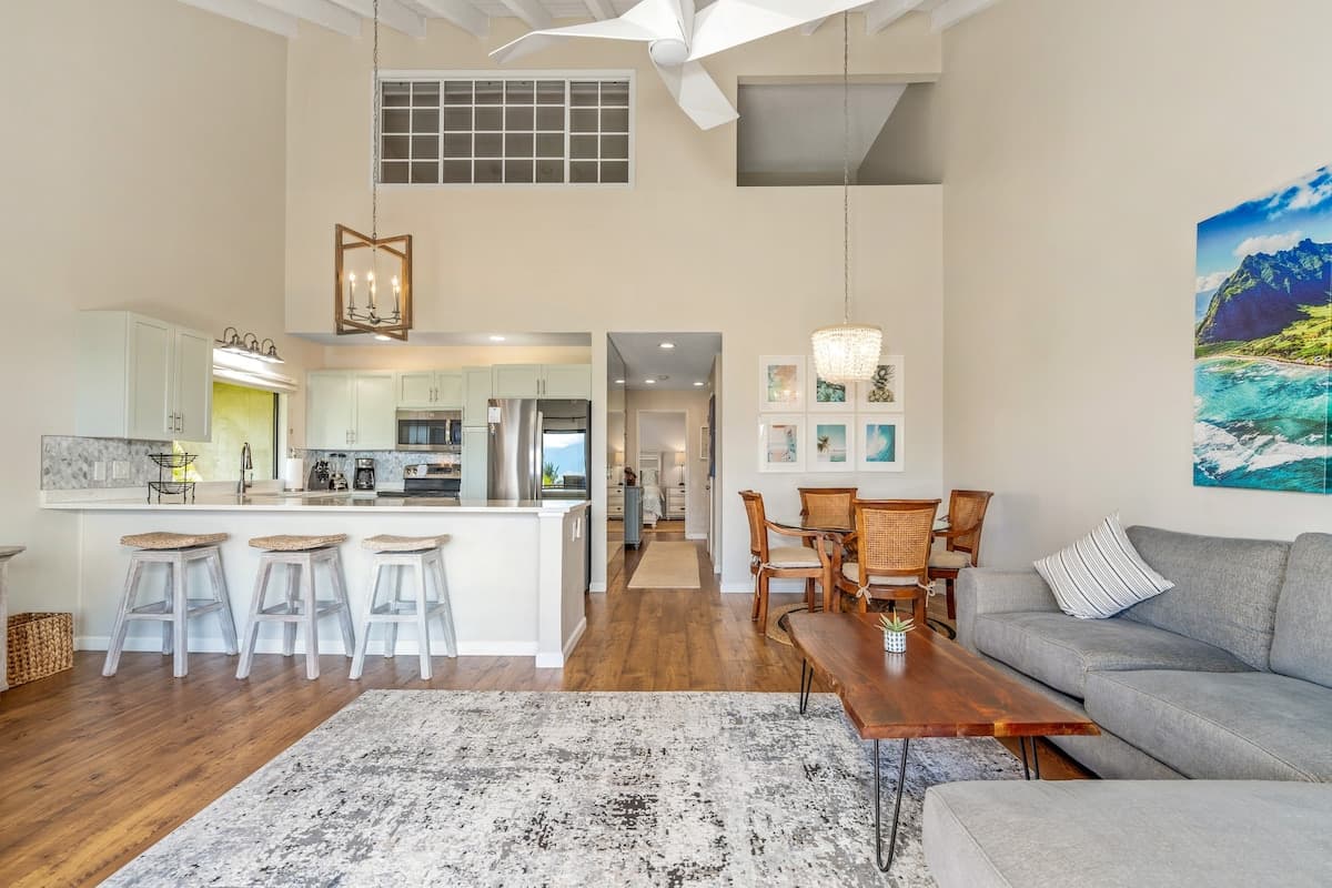 Condo in Kihei · ★4.94 · 2 bedrooms · 3 beds · 2 shared baths - Photo 4