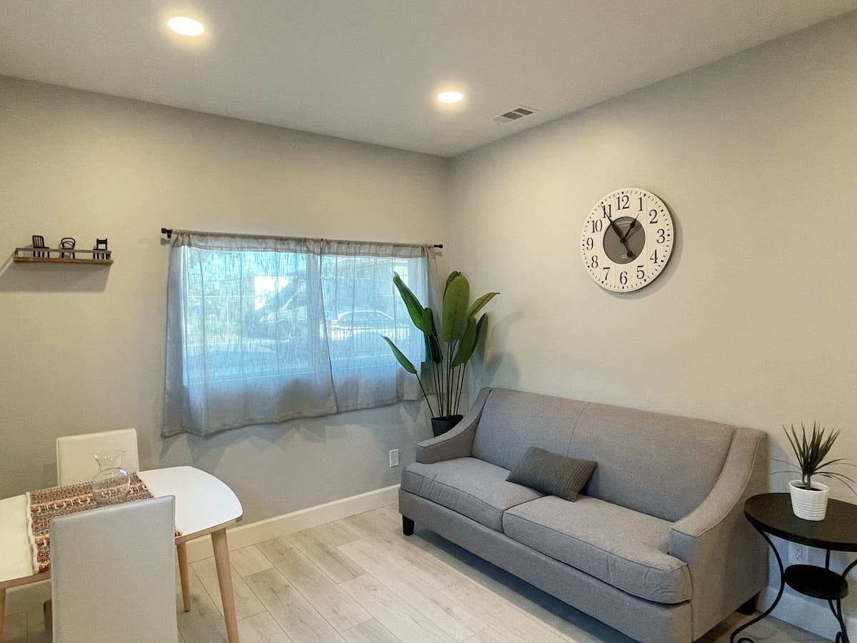 Pet-Friendly Retreat Near FB & Stanford - Photo 5