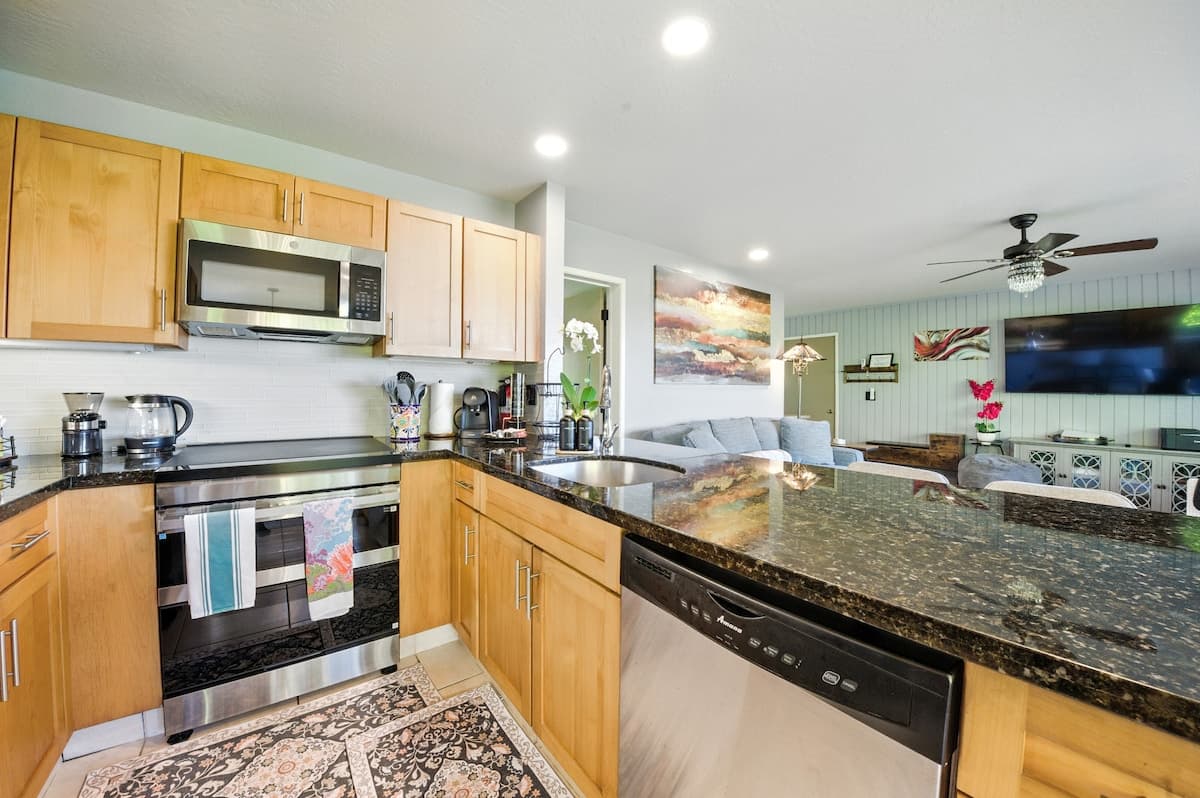 Private Oceanfront Retreat w/ Views Near Hanalei! - Photo 3
