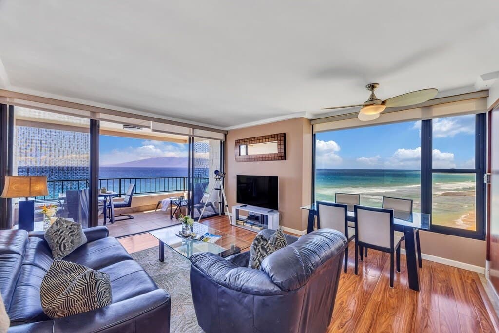 Condo in Lahaina · ★4.83 · 1 bedroom · 2 beds · 1 bath - Photo 1