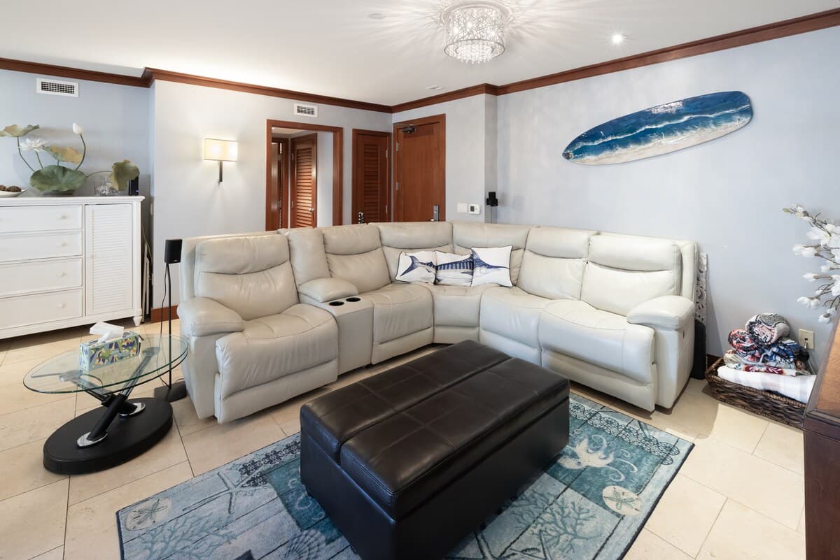 Condo in Kapolei · ★4.88 · 2 bedrooms · 4 beds · 2 private baths - Photo 3