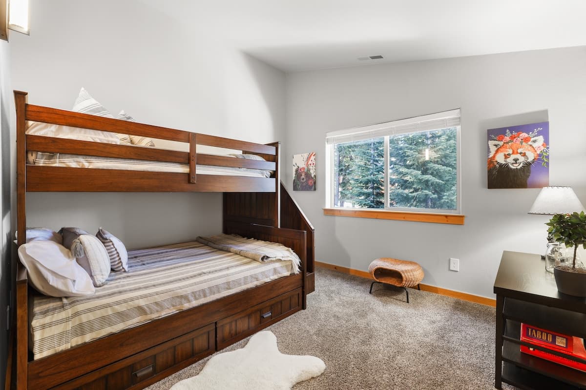 Alderhaus Retreat Modern Tahoe Donner Townhome - Photo 3