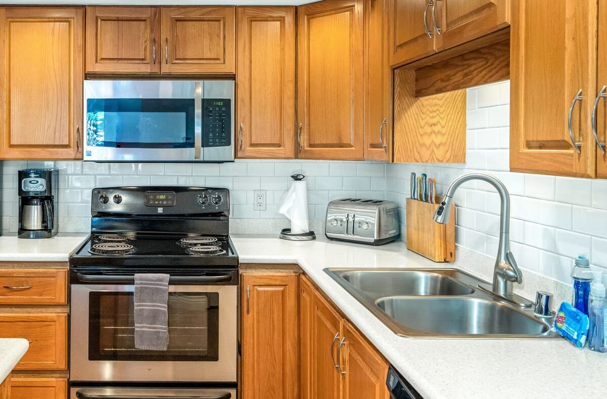 Condo in Kihei · ★4.93 · 1 bedroom · 2 beds · 1 private bath - Photo 5