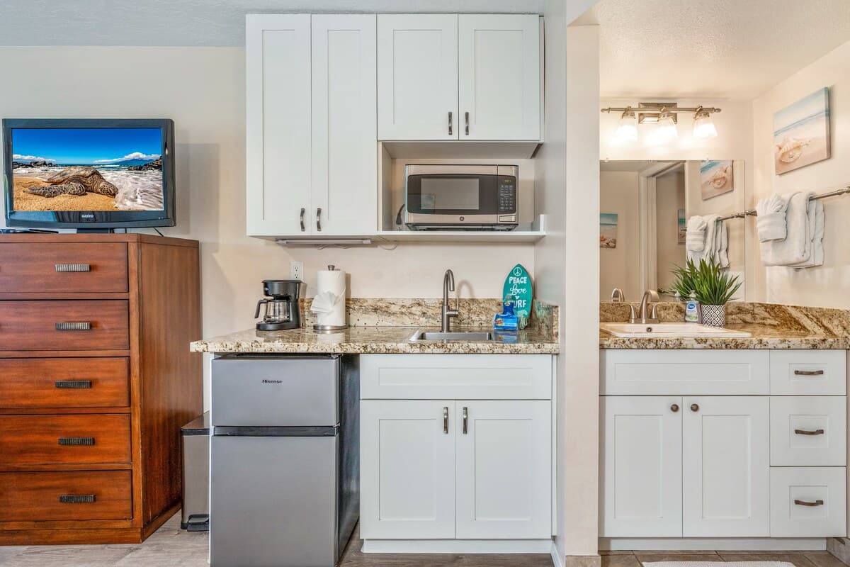 Condo in Kihei · ★4.81 · Studio · 1 bed · 1 private bath - Photo 1