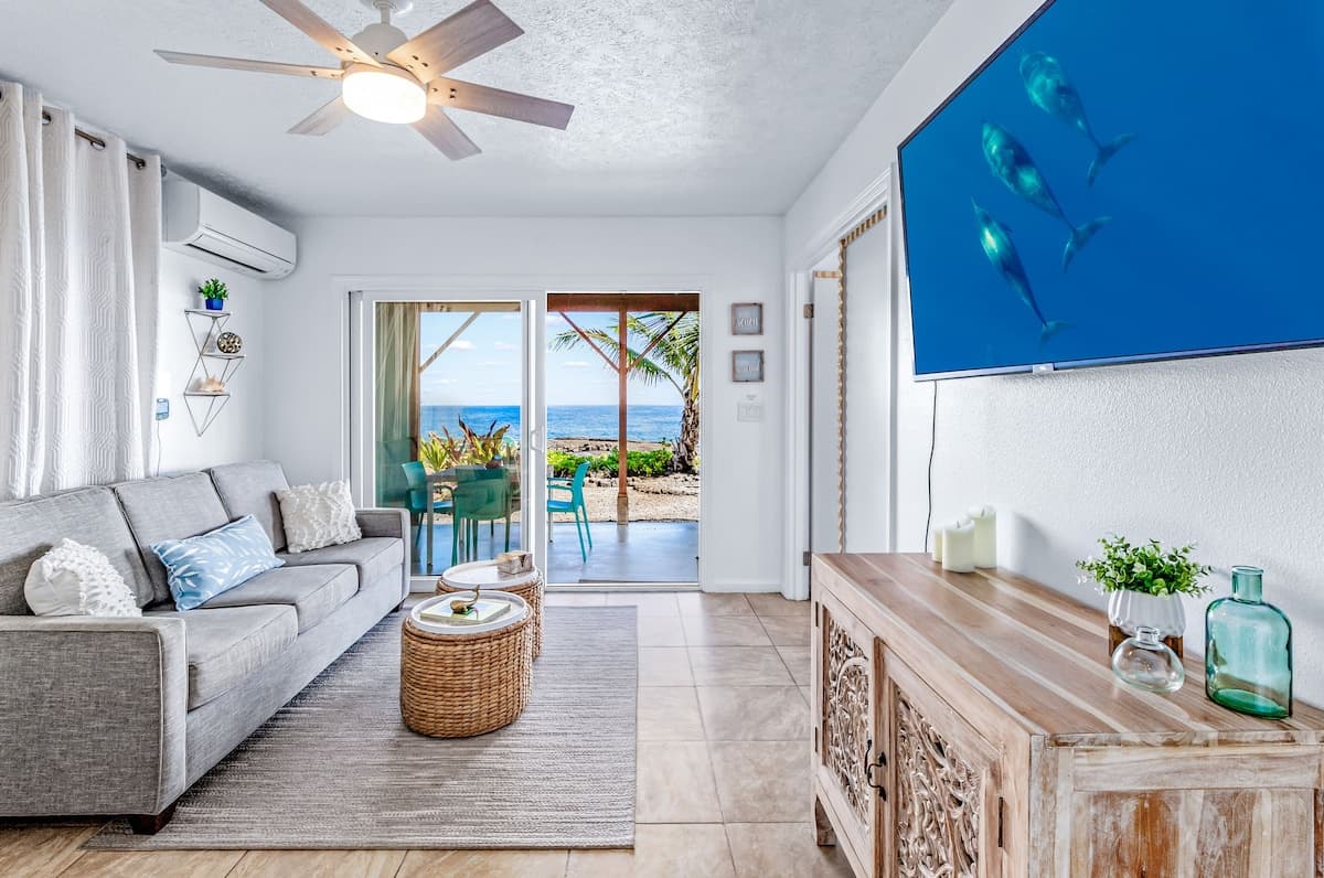 Home in Keaau · ★4.95 · 2 bedrooms · 3 beds · 1 bath - Photo 1