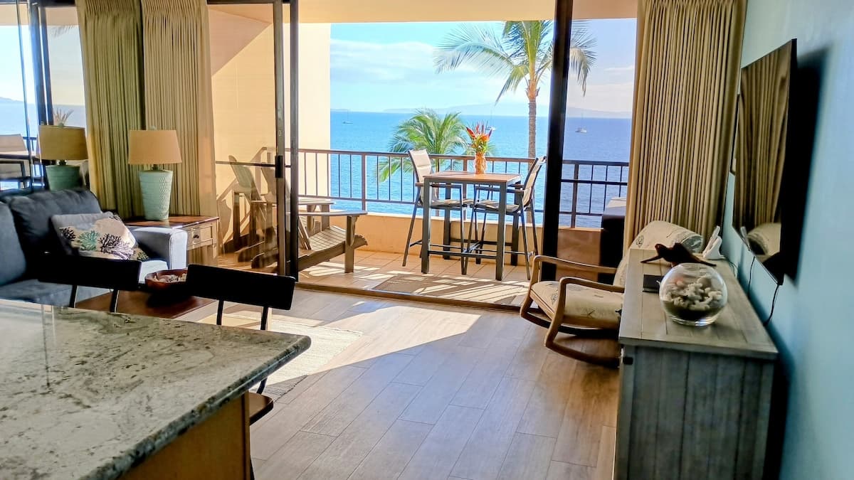 Condo in Kihei · ★4.95 · 1 bedroom · 2 beds · 1 bath - Photo 3