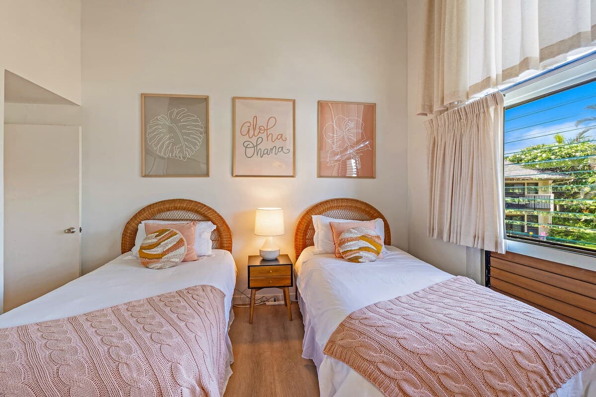 Condo in Wailuku · ★4.84 · 2 bedrooms · 4 beds · 2 private baths - Photo 4