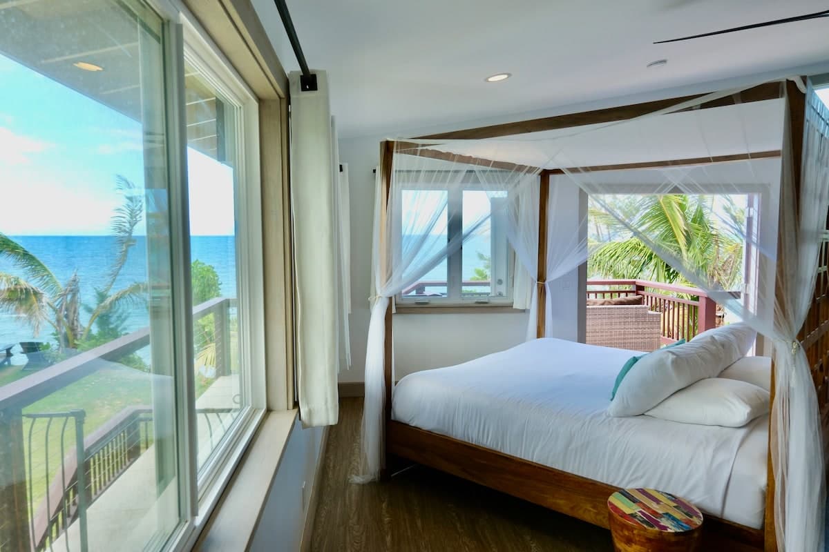 Ocean Views Studio - 100 Foot Wave Getaways - Photo 1