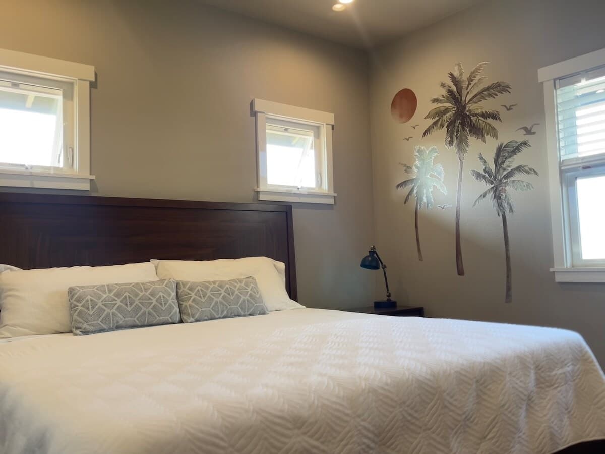 Home in Waikōloa Beach · ★4.92 · 4 bedrooms · 7 beds · 3 private baths - Photo 4
