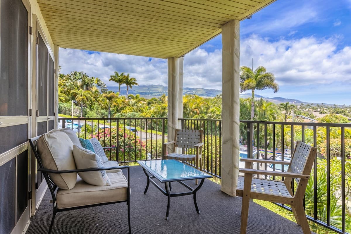 Condo in Kihei · ★4.89 · 2 bedrooms · 3 beds · 2 private baths - Photo 3
