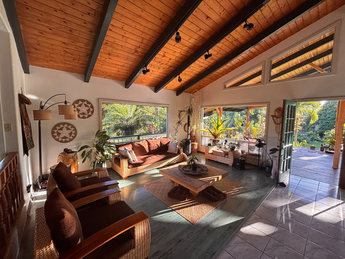 Home in Keaau · ★4.93 · 1 bedroom · 1 bed · 1 private bath - Photo 5