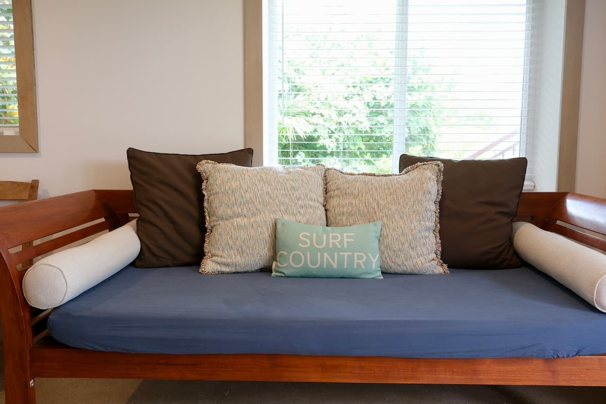 Oceanfront Studio - 100 Foot Wave Getaways - Photo 1