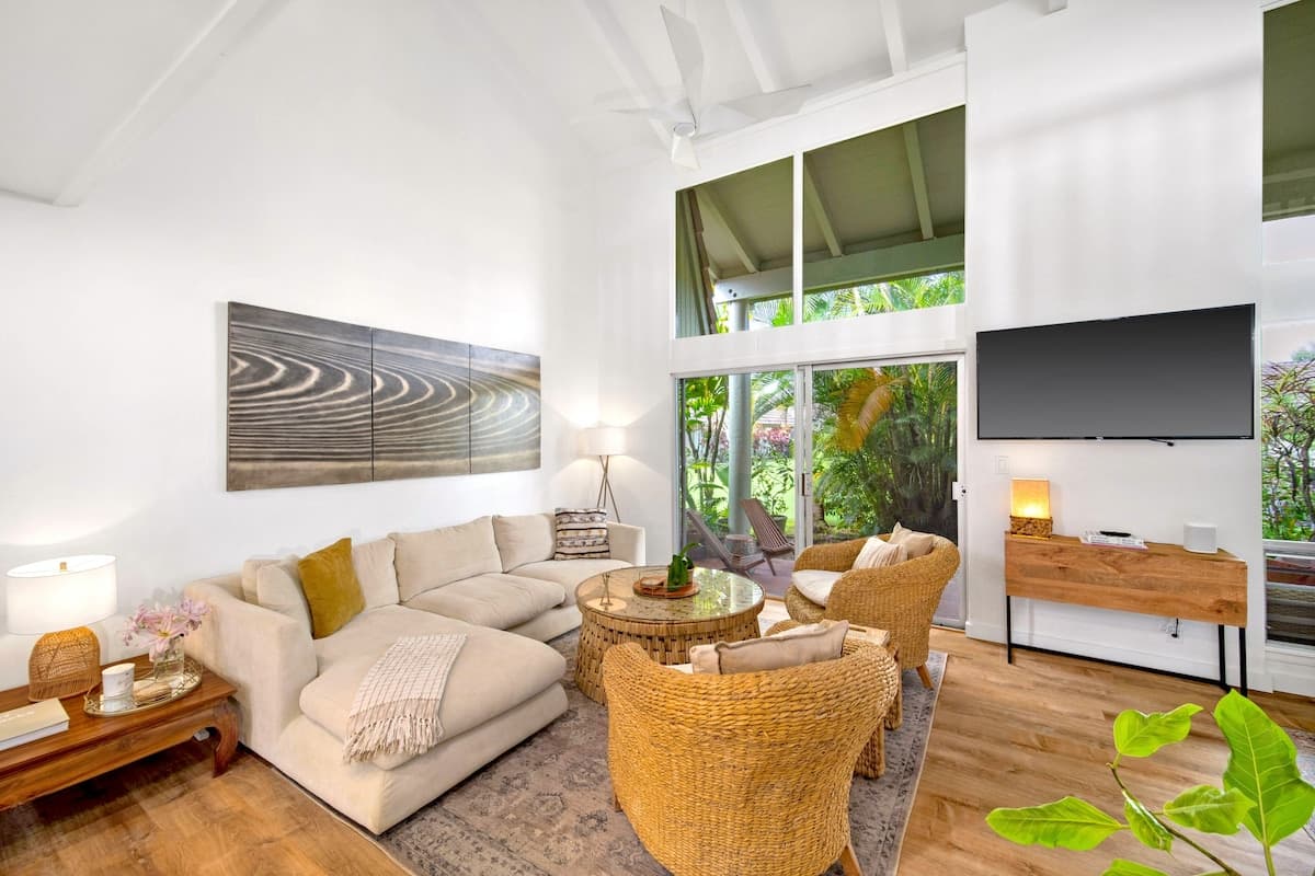 Condo in Princeville · ★4.89 · 2 bedrooms · 2 beds · 2 baths - Photo 2