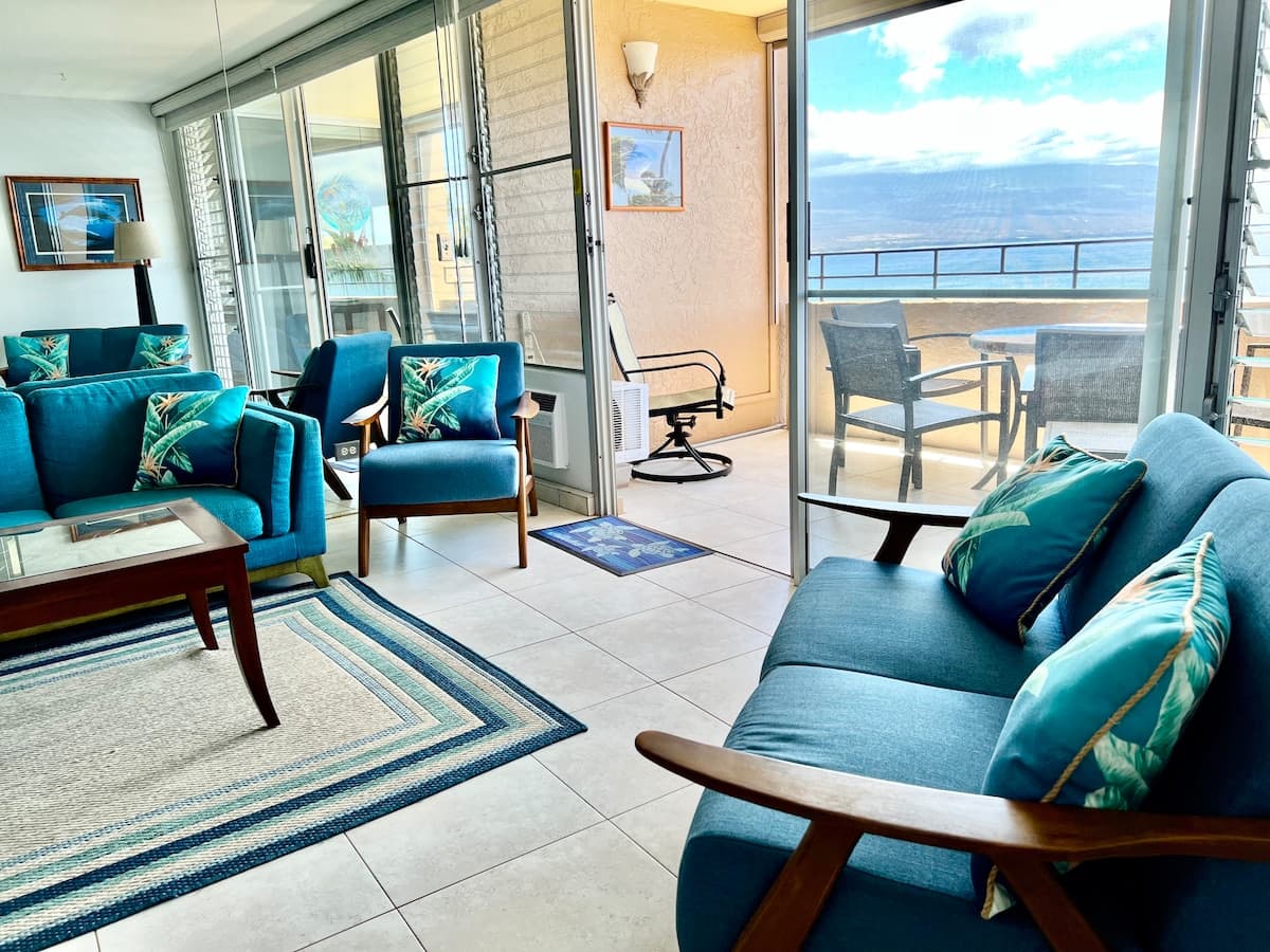 Condo in Maalaea · ★4.88 · 2 bedrooms · 2 beds · 2 baths - Photo 4
