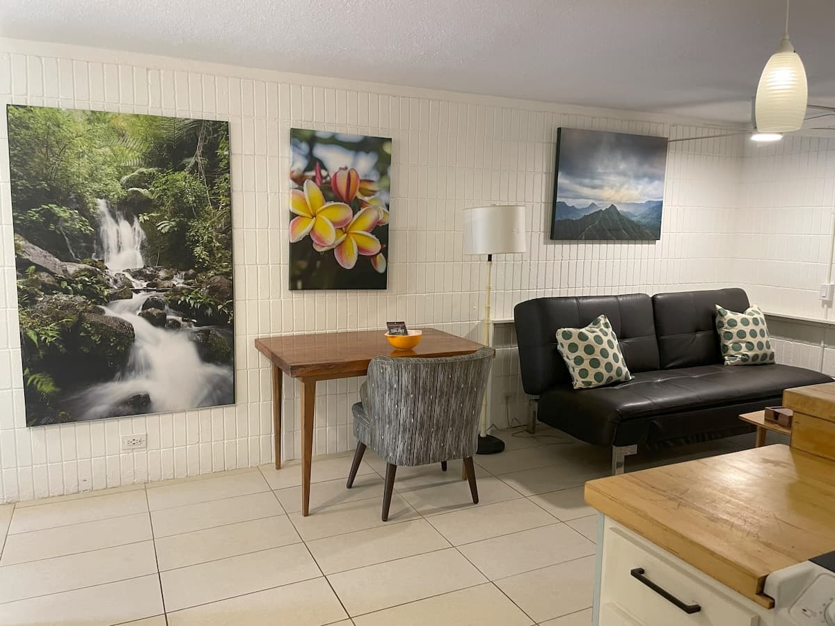 Condo in Hauula · ★4.65 · 1 bedroom · 2 beds · 1 private bath - Photo 1