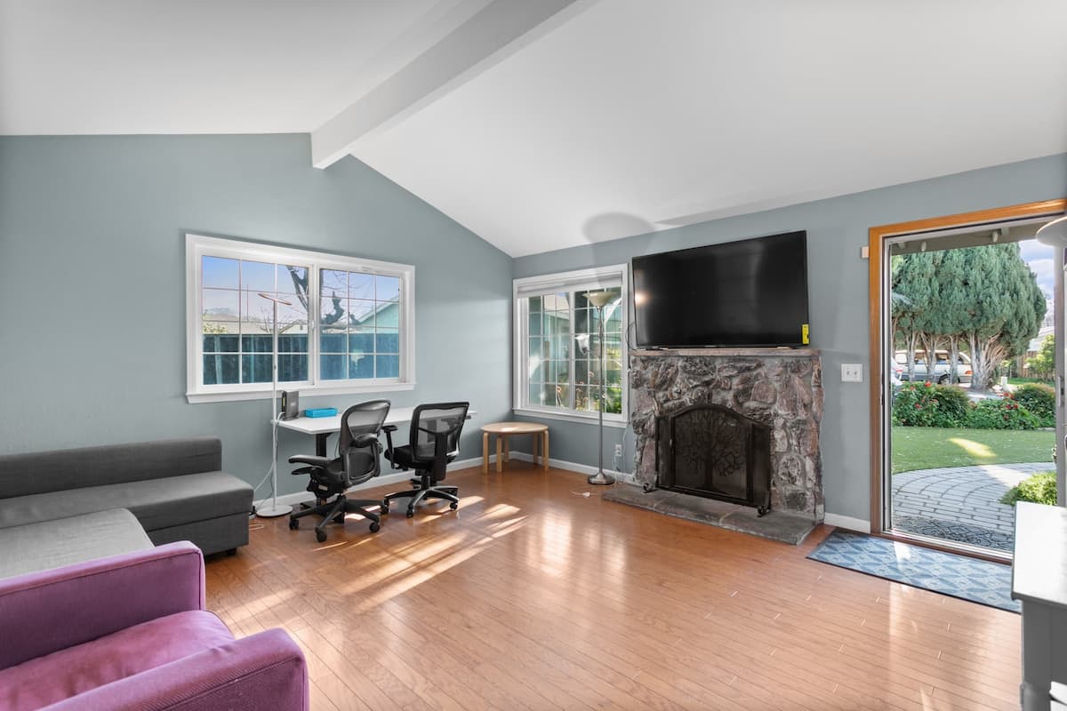 Quiet 3BR Near Golf, Tesla & SJC Airport - Photo 1
