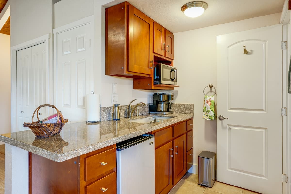 Condo in Princeville · ★4.8 · 1 bedroom · 1 bed · 1 bath - Photo 3