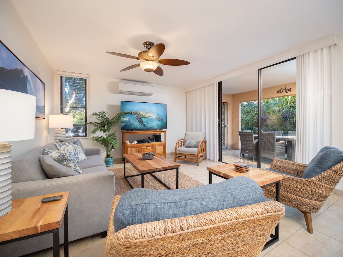 Townhouse in Kihei · ★4.86 · 2 bedrooms · 4 beds · 2 baths - Photo 2