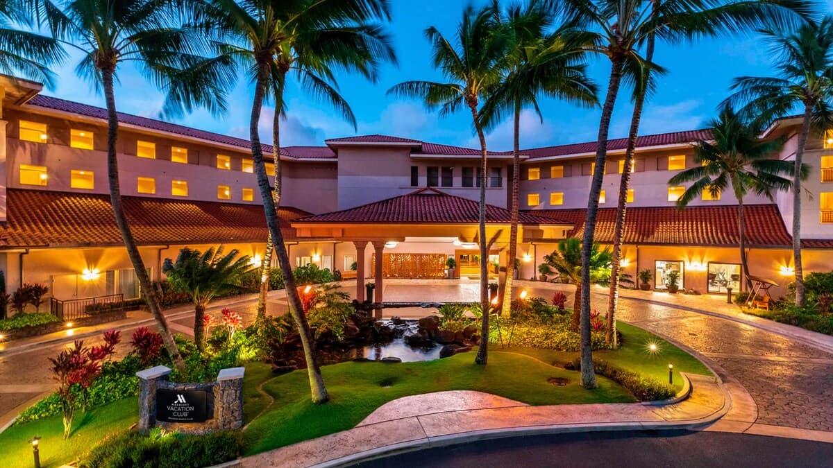 Condo in Koloa · ★5.0 · 2 bedrooms · 4 beds · 2 baths - Photo 2