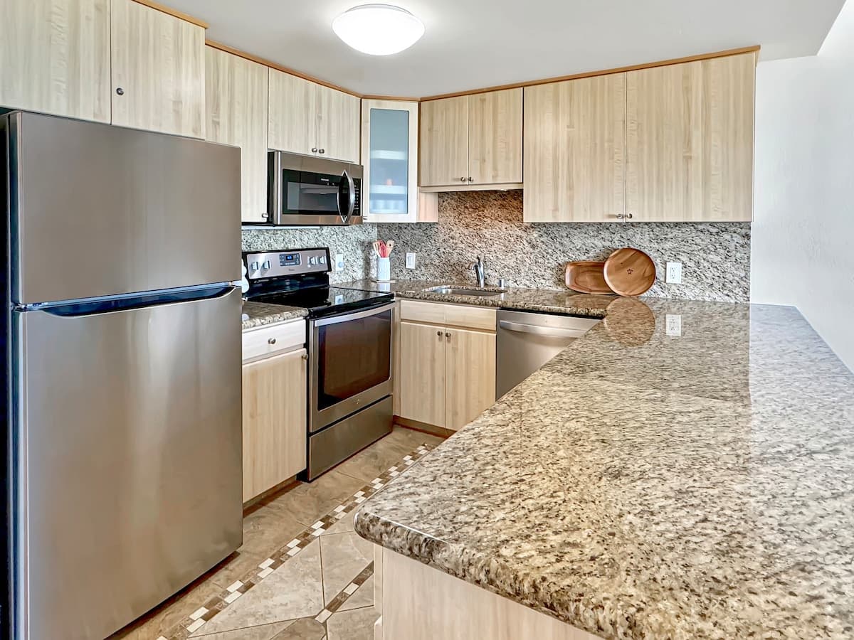 Condo in Kapaa · ★4.95 · 2 bedrooms · 2 beds · 2 private baths - Photo 5