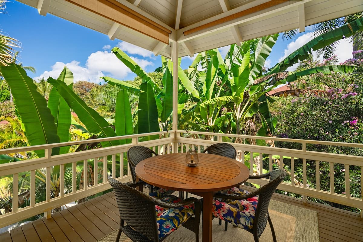Townhouse in Koloa · ★4.84 · 2 bedrooms · 3 beds · 2 private baths - Photo 4