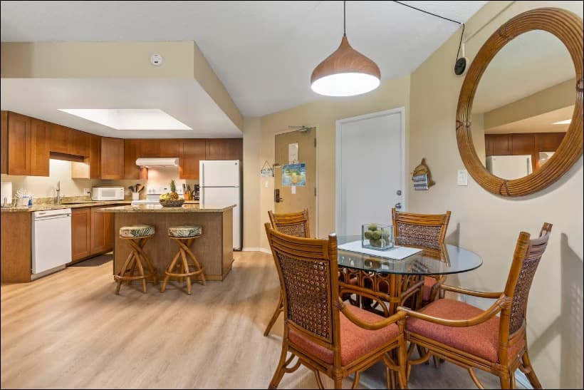 Condo in Kihei · ★4.95 · 1 bedroom · 2 beds · 1 bath - Photo 1