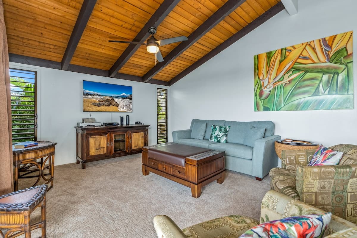 Condo in Kihei · ★4.88 · 2 bedrooms · 3 beds · 2 shared baths - Photo 5
