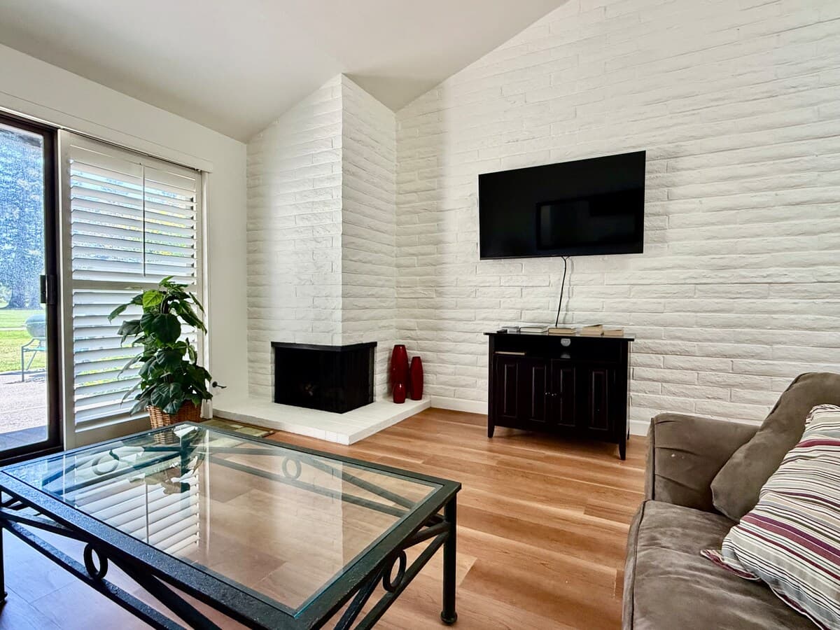 Silverado Golf Course Townhome with Pool - Photo 5