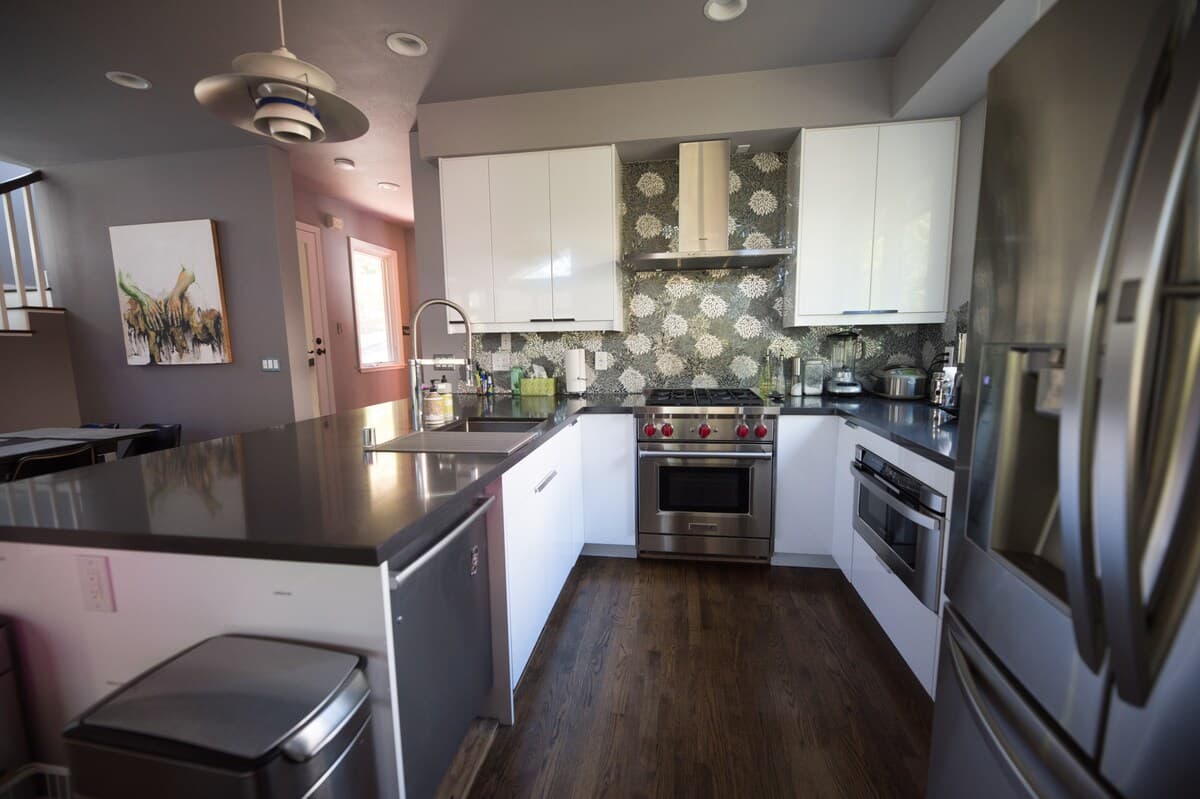 Home in Los Altos · ★4.95 · 4 bedrooms · 6 beds · 3 private baths - Photo 3