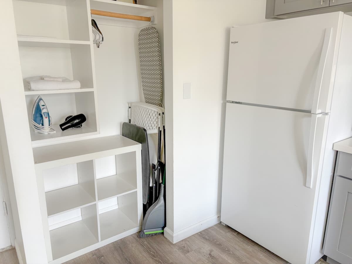 Condo in Honolulu · ★4.62 · Studio · 1 bed · 1 private bath - Photo 3