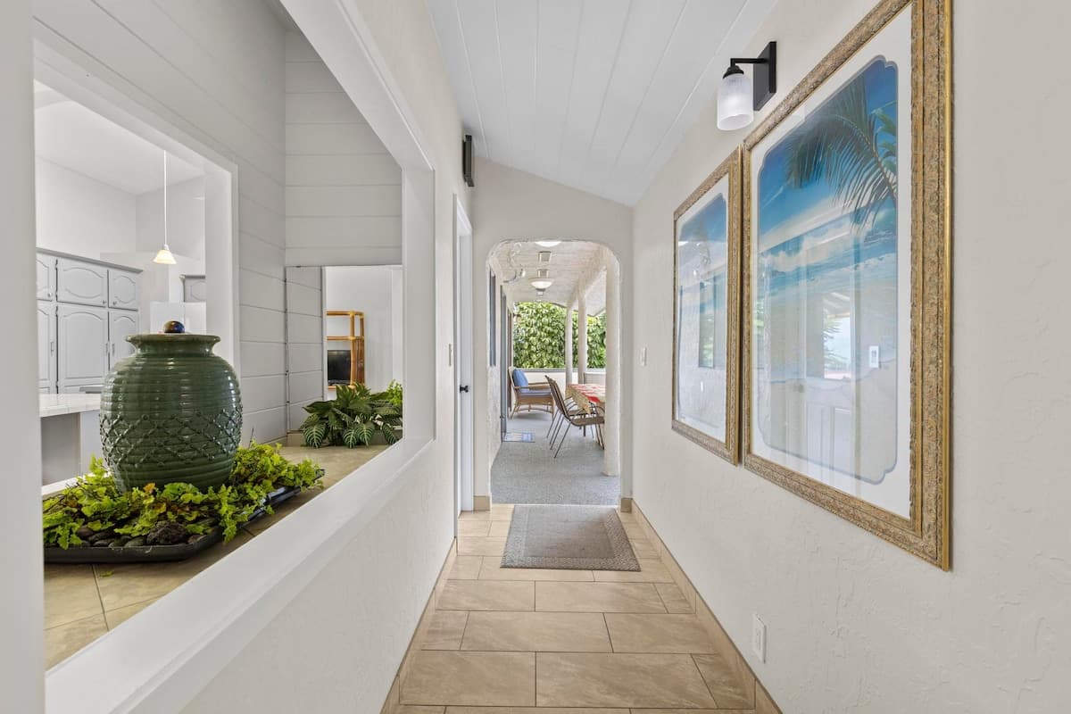 Home in Kailua-Kona · ★4.67 · 4 bedrooms · 7 beds · 4.5 private baths - Photo 3