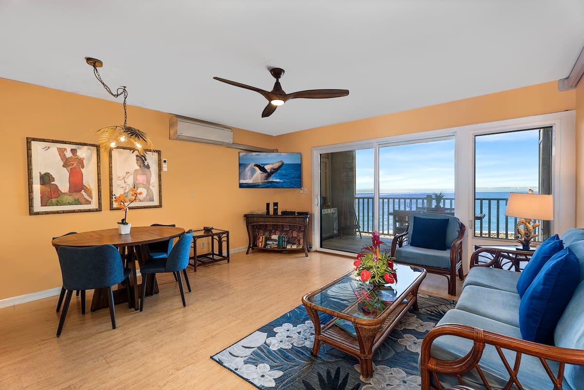 Condo in Kailua-Kona · ★4.88 · 2 bedrooms · 2 beds · 2 baths - Photo 3