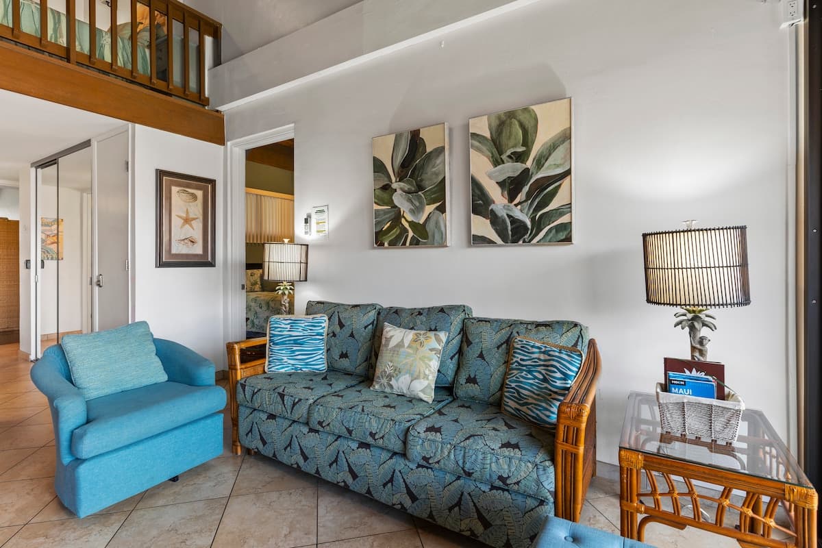 Condo in Lahaina · ★4.88 · 3 bedrooms · 5 beds · 2 baths - Photo 5